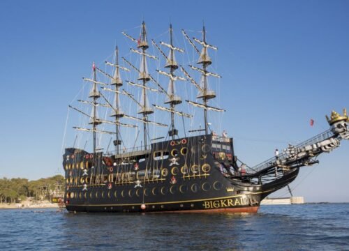 Big Kral Pirate Boat Tour - All Inclusive